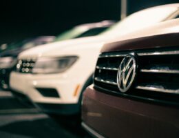 Auta z USA - dlaczego warto je kupować?